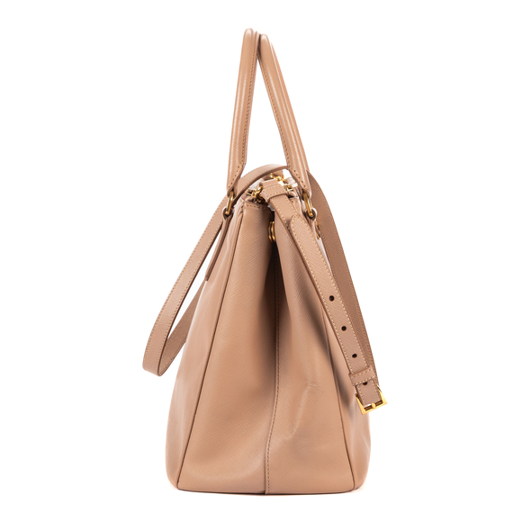 Prada Galleria - Picture 4 of 11